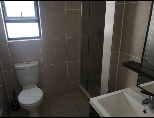 1 BEDROOM APARTMENT FOR SALE IN OLIVEDALE